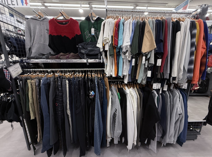 トレファクスポーツアウトドア小牧店 内観写真