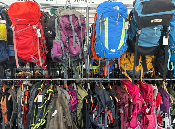 登山用品一式お手頃価格で揃えれます！！