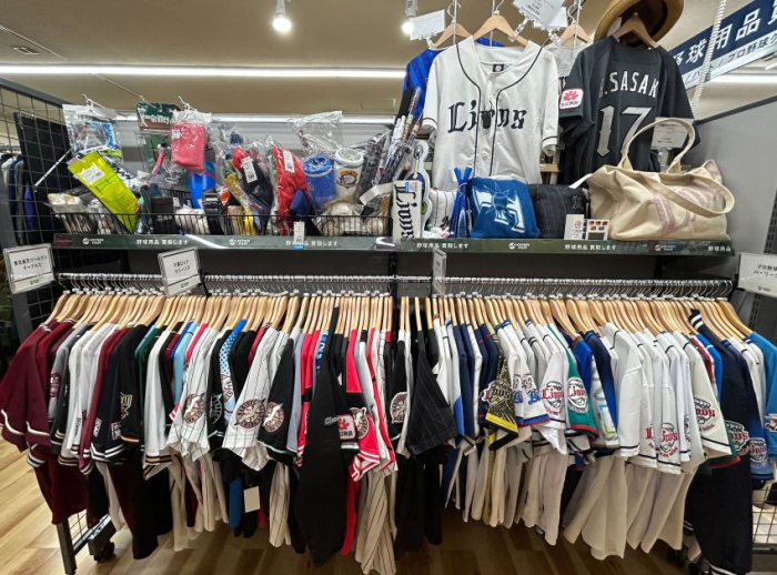 プロ野球応援グッズ豊富に取り揃えています。