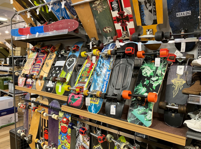 サーフボードやスケートボードも各種取り扱っています!