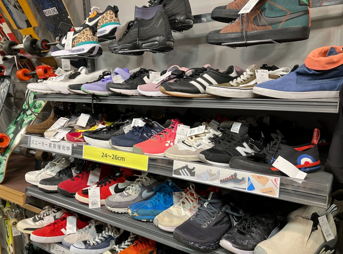 サーフボードやスケートボードも各種取り扱っています!