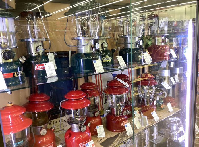 希少品多数のヴィンテージコーナー