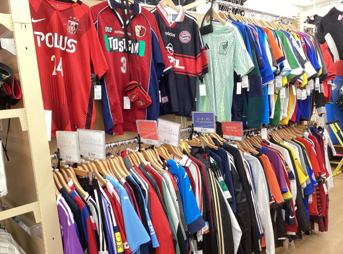 Jリーグ、海外サッカーアイテムを始めとするサッカーコーナー