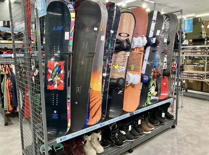 オールシーズン展示&買取!スキー・スノーボード用品売場
