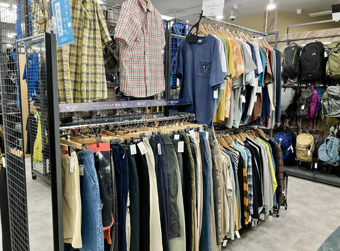 ノースフェイス・パタゴニアなど！アウトドアウェア売場
