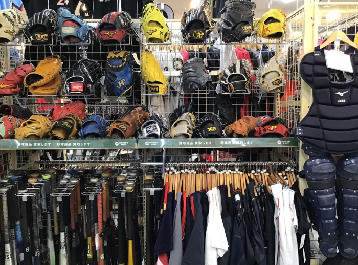 千葉ロッテマリーンズ用品！野球道具集めやまとめ売りにご利用ください！