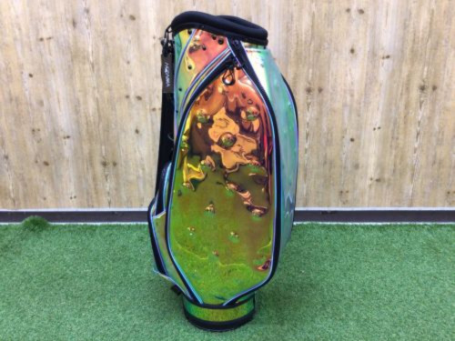 お洒落なスケルトンのキャディバッグなど新入荷ゴルフ用品のご紹介