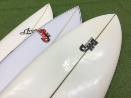 サーフボード買取】アルメリックのSPINE-TEK搭載Bobby QUAD