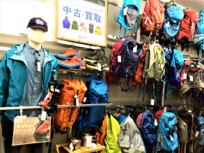 トレファクスポーツアウトドア多摩南大沢店では登山用品の買取強化をしています！