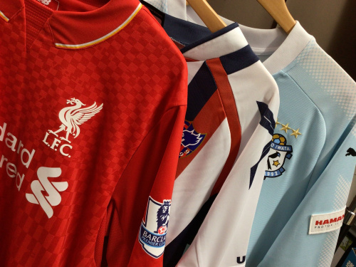 サッカーウェアまとめ売り サッカー用品買取強化！！】サッカー用品売るならトレファクスポーツ