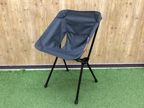 自慢のチェアで秋キャンプへ！ヘリノックスのアウトドアチェアを一挙ご