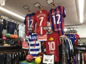 【毎月3日はサッカーの日】多摩南大沢店 今月のバイヤーオススメ品をご紹介！