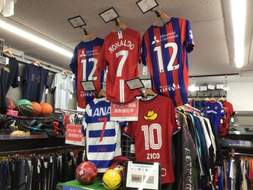 毎月3日はサッカーの日】多摩南大沢店 今月のバイヤーオススメ品をご