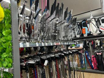 「スポーツ用品のゴルフ 」