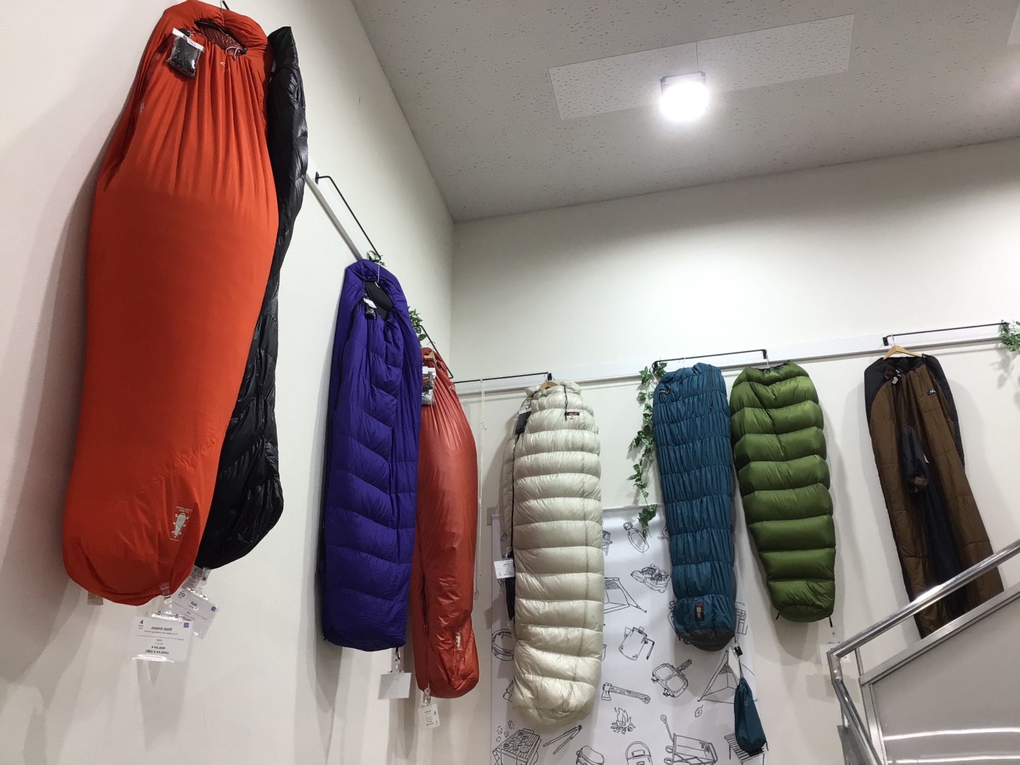 在庫速報】近日入荷のシュラフをご紹介！オンラインでも購入可能です