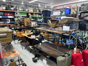 「アウトドア用品のキャンプ用品 」