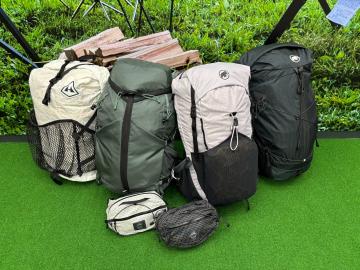 「登山の日の登山用品 」