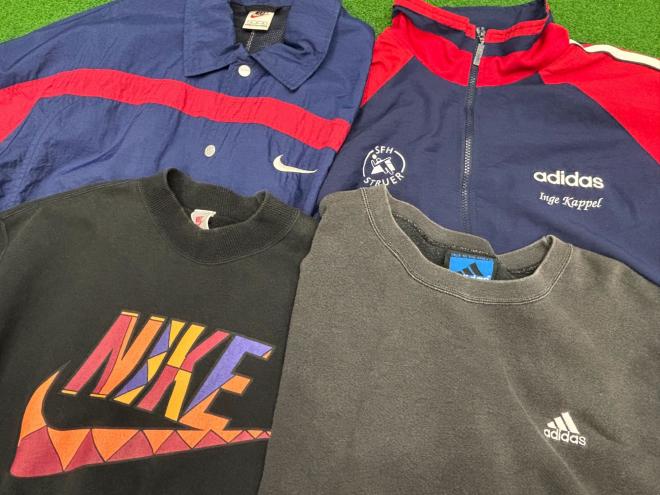 スポーツブランド ヴィンテージウェア買取・販売行っております！！