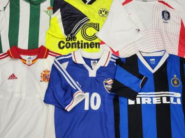 「スポーツ用品のサッカー 」