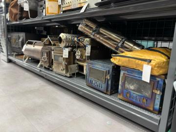 「アウトドア用品のキャンプ用品 」