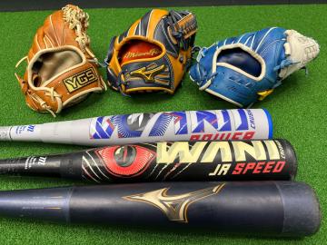 「スポーツ用品の野球 」