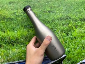 【お酒の持ち運びはこれが最適！】snow peakの酒筒チタニウム入荷しました！