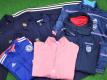 「スポーツ用品のサッカー 」
