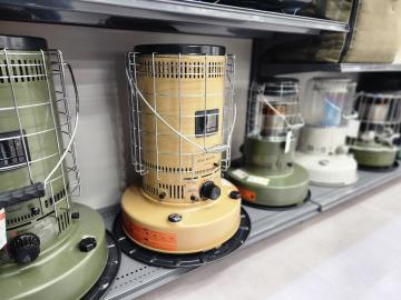 「アウトドア用品のキャンプ用品 」