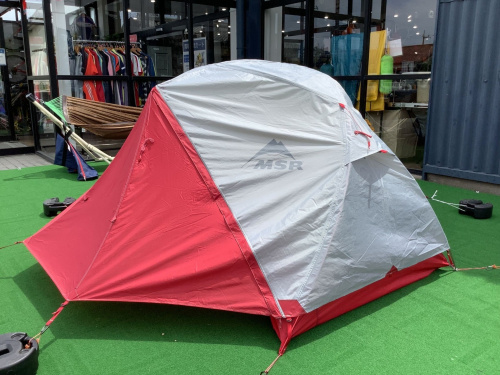 考え抜かれたディティールと軽量・居住性に優れた山岳テント