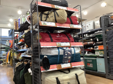「アウトドア用品のキャンプ用品 」