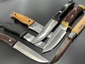 ヘレ・バークリバー高級モデルやオピネル・モーラのお求めやすいナイフなど！