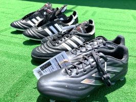 目指せ！なでしこジャパン！ユニセックスモデルのサッカースパイクが