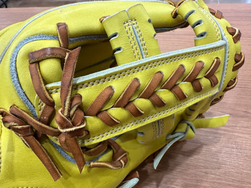 あの超一流選手も使用！高品質「RYU」の硬式内野用グローブが入荷