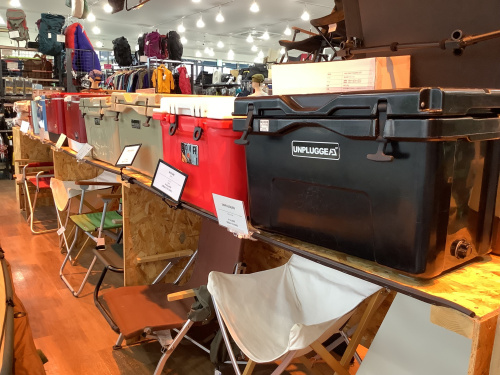 【6ヶ月保証】THREE-UP　コンパクトクーラー【トレファク桶川店】 在庫情報】お買い得クーラーボックスをご紹介！オンラインでも購入可能