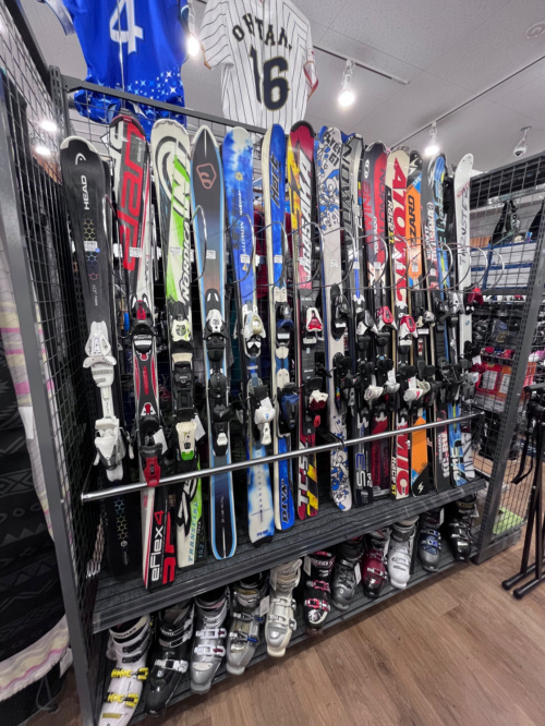 入間扇台店】スキー・スノーボードコーナー拡大いたしました！[2024.11