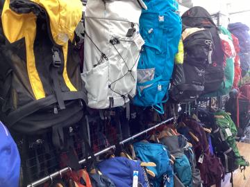「アウトドアの登山 」