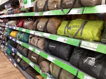 「アウトドア用品のテント 」
