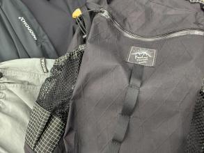 軽くて動きやすいトレッキングアイテム入荷情報!