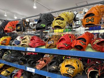 「野球の軟式グローブ 」