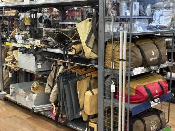 「キャンプ用品のスノーピーク 」