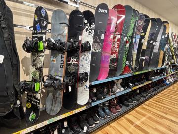 「スポーツ用品のスノーボード 」