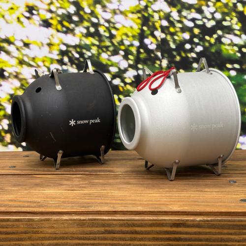 2匹の豚！？長久手店に出没！！！【雪峰祭2016-17年】[2025.12.06発行