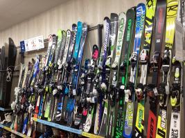 スポーツ長久手店】直近入荷のスキー板をご紹介！！[2026.01.09発行