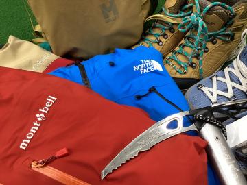 「アウトドア用品の登山用品 」
