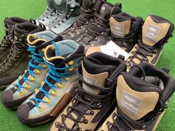 「アウトドア用品の登山用品 」
