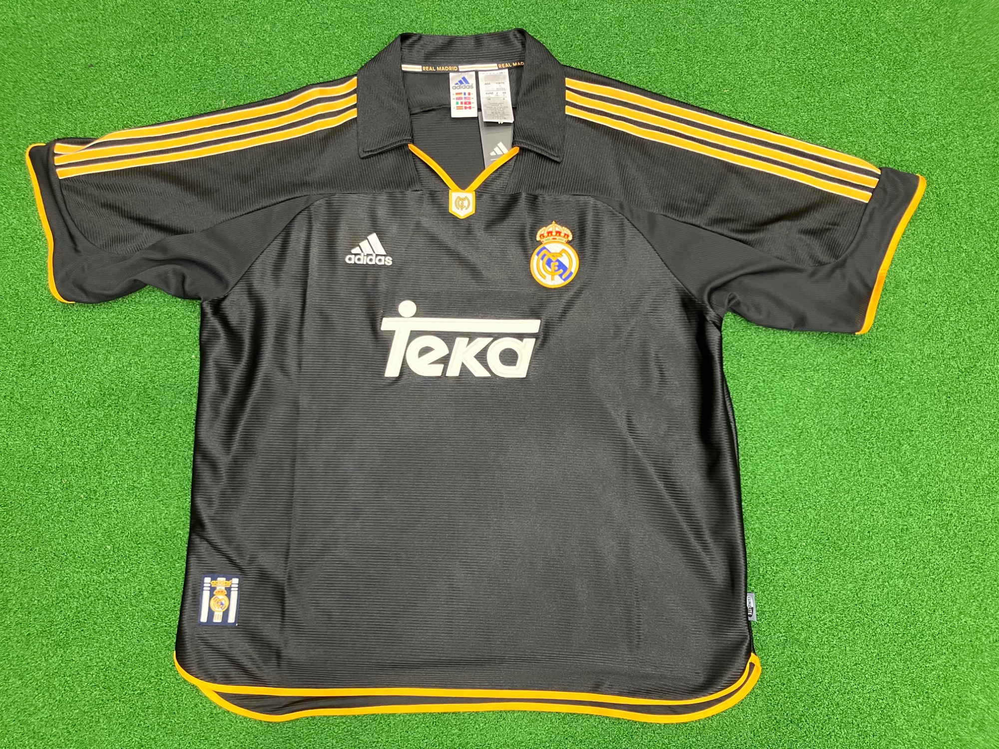 Real Madrid / レアル・マドリード】サッカーユニフォーム | 銀河系 Real Madrid / レアル・マドリード】サッカーユニフォーム | 銀河系