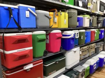 「アウトドア用品のキャンプ用品 」