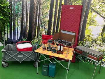 「アウトドア用品のキャンプ用品 」