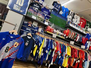 「スポーツ用品のサッカー 」