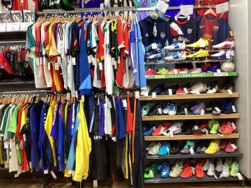 「スポーツ用品のサッカー 」